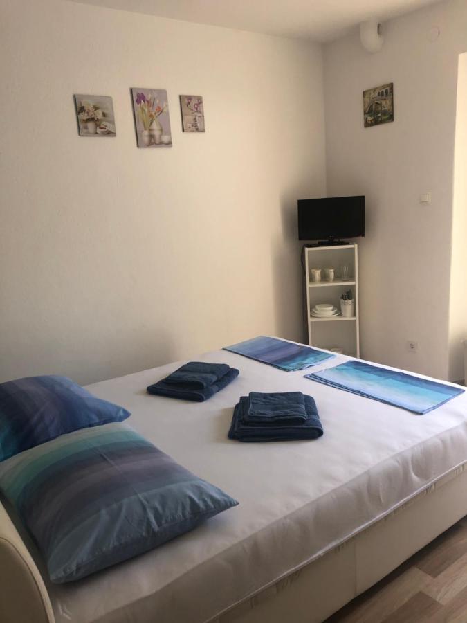 بريلا Apartment & Rooms Laura المظهر الخارجي الصورة