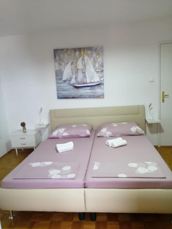 بريلا Apartment & Rooms Laura المظهر الخارجي الصورة