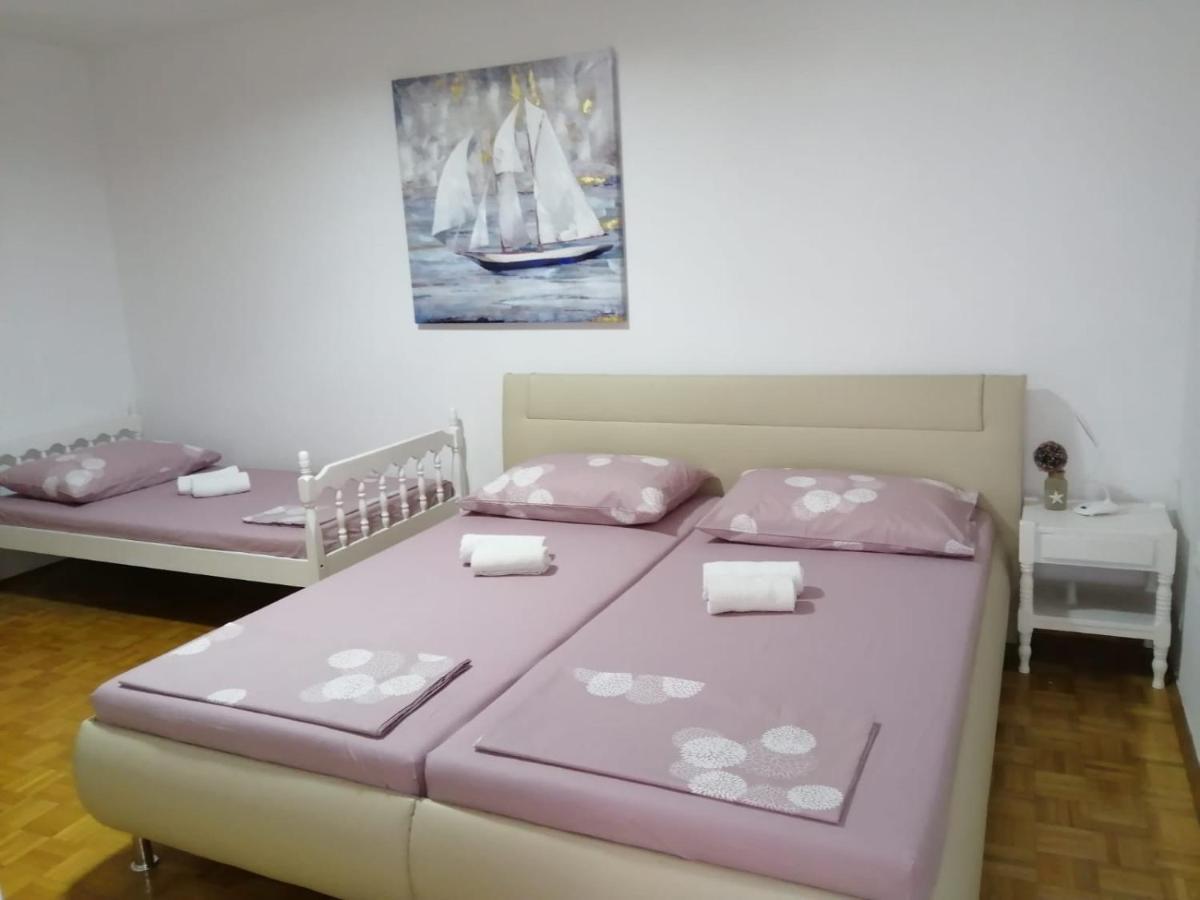 بريلا Apartment & Rooms Laura المظهر الخارجي الصورة